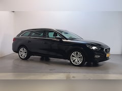 SEAT Leon Sportstourer - 1.5 TSI Style Business Intense LED App-Connect Navigatie Camera
