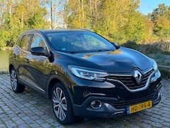 Renault Kadjar - 1.2 TCe Bose 2e eigenaar airco elektrische ramen cruise control Bose soundsysteem achterui