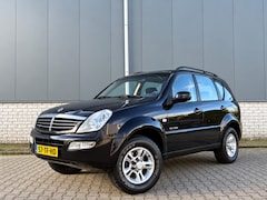 SsangYong Rexton - RJ 230 4X4-Automaat-NWE APK-Trekhaak 3500KG-Clima