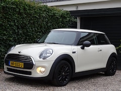 MINI 3-Deurs - Business | Airco | Cruise control | Navi | PDC achter