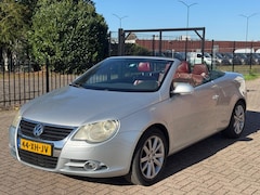 Volkswagen Eos - 2.0-16v FSI PDC Stoelverwarming