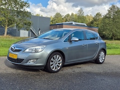 Opel Astra - 1.4 Turbo Cosmo, navi/airco