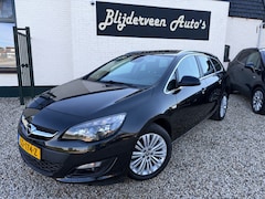 Opel Astra Sports Tourer - 1.4 Turbo Blitz Navi| Cruise | LM | PDC | Trekhaak