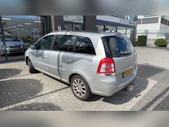 Opel Zafira - €2350, -1.6 111 years Edit. Apk 1 Jaar 10/2027 Trekhaak