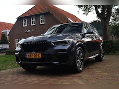 BMW X5 - XDrive45e High Executive Aut. | M-Pakket | Laser Light | HUD | Arktikgrau | Adap. Cruise |