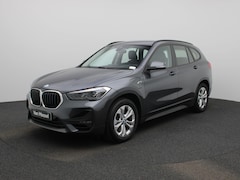 BMW X1 - xDrive25e | LEER | HEAD-UP DISPLAY | CAMERA | STOELVERWARMING | NAVIGATIE