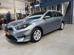 Kia Cee'd Sportswagon - Ceed 1.5 T-GDi DynamicLine | Apple carplay/ Android auto | Afn. trekhaak | Navi | Camera |