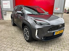 Toyota Yaris Cross - 1.5 Hybrid 130 Executive Automaat / Adaptieve cruise control / Camera / 8 x parkeersensor