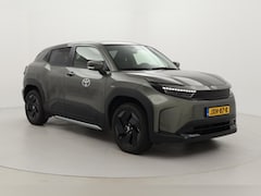 Toyota Urban Cruiser - Dynamic 61 kWh | Dodehoek detectie | Stoel-/stuurverwarming | Warmtepomp | Apple Carplay /