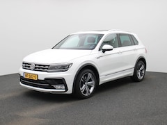 Volkswagen Tiguan - 2.0 TSI 4Motion Highline 220 PK| Origineel Nederlands | 1e Eigenaar | Dealeronderhouden |