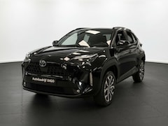 Toyota Yaris Cross - 1.5 HYBRID DYNAMIC LUXURY BLACKSTYLE GARANTIE2035 NAVIGATIE . STUUR EN STOEL VERWARMING .