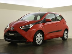 Toyota Aygo - 1.0 VVT-i x-play limited | Carplay | Trekhaak | Camera