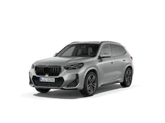 BMW X1 - xDrive25e | M Sportpakket Pro | Innovation Pack | Comfort Pack | Travel Pack | Trekhaak