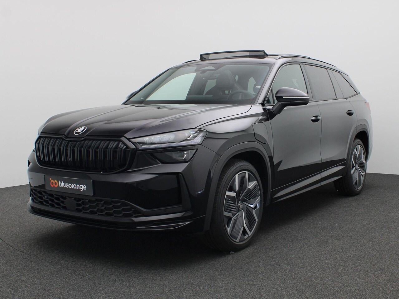 Skoda Kodiaq - 1.5 TSI PHEV Sportline Limited 204PK DSG Canton, Memorystoel, Panoramadak, Trekhaak, 20" L - AutoWereld.nl