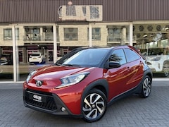Toyota Aygo X - 1.0 VVT-i MT Pulse Bi-tone | Chili red, 17 inch, Privacy glass, Apple CarPlay/Android auto