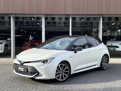 Toyota Corolla - 1.8 Hybrid Executive | Parelmoer wit, 18 inch, Leer/Alcantara, Stoelverwarming, Parkeersen