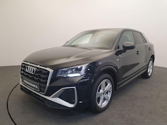 Audi Q2 - 35 TFSI 150pk S-Tronic S-Line Climatronic, Winterpakket, Navigatie