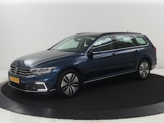 Volkswagen Passat Variant - 1.4 TSI PHEV GTE Business | SOH 92, 8% | Adaptive Cruise | Stoelverwarming | Massage | Cam