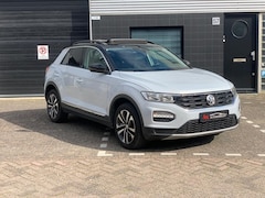 Volkswagen T-Roc - 1.5 TSI Sport Full Option