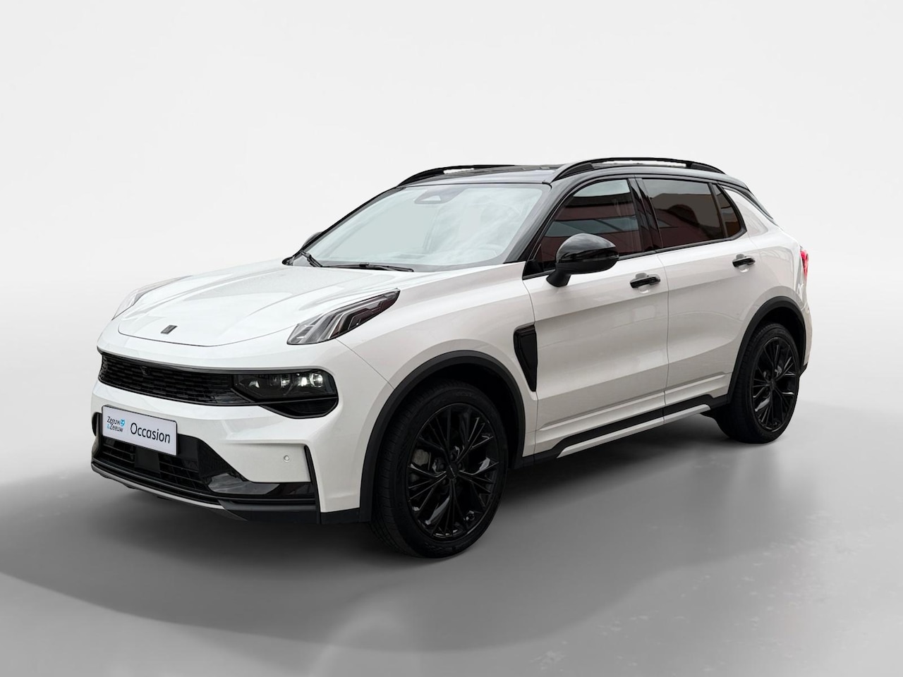 Lynk & Co 01 - 1.5 More |Schuif-kanteldak| Navigatie| 360 graden camera |Stoel/stuurverwarming| Lederen b - AutoWereld.nl