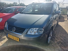 Volkswagen Touran - 1.6-16V FSI Trendline / leer