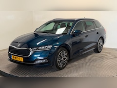 Skoda Octavia Combi - 1.0 e-TSI Ambition benzine automaat panoramadak stoelverwarming stuurverwarming