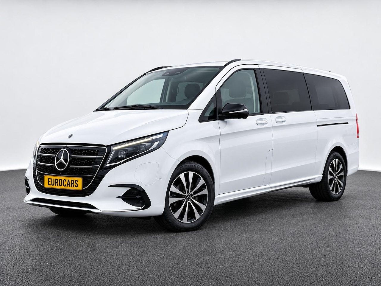 Mercedes-Benz EQV - 250 Lang 60 kWh 6-persoons Navigatie Apple CarPlay Android Auto Camera Parkeerhulp Adaptiv - AutoWereld.nl