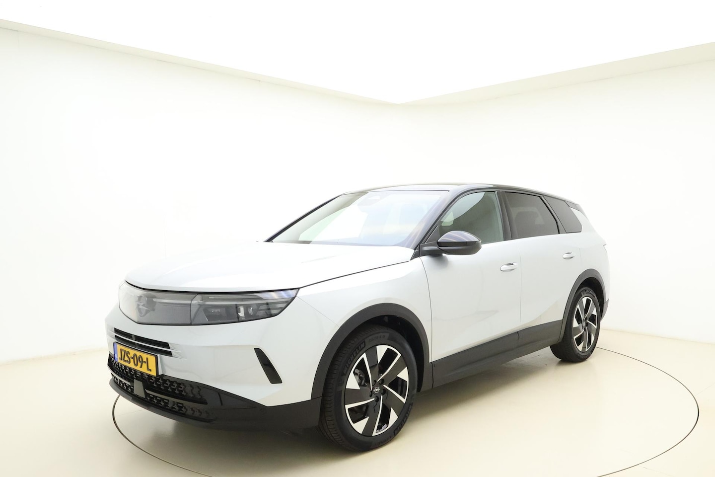 Opel Grandland - 1.2 Turbo Hybrid GS | Automaat | Achteruitrijcamera | Stoelverwarming | Climate & Cruise C - AutoWereld.nl