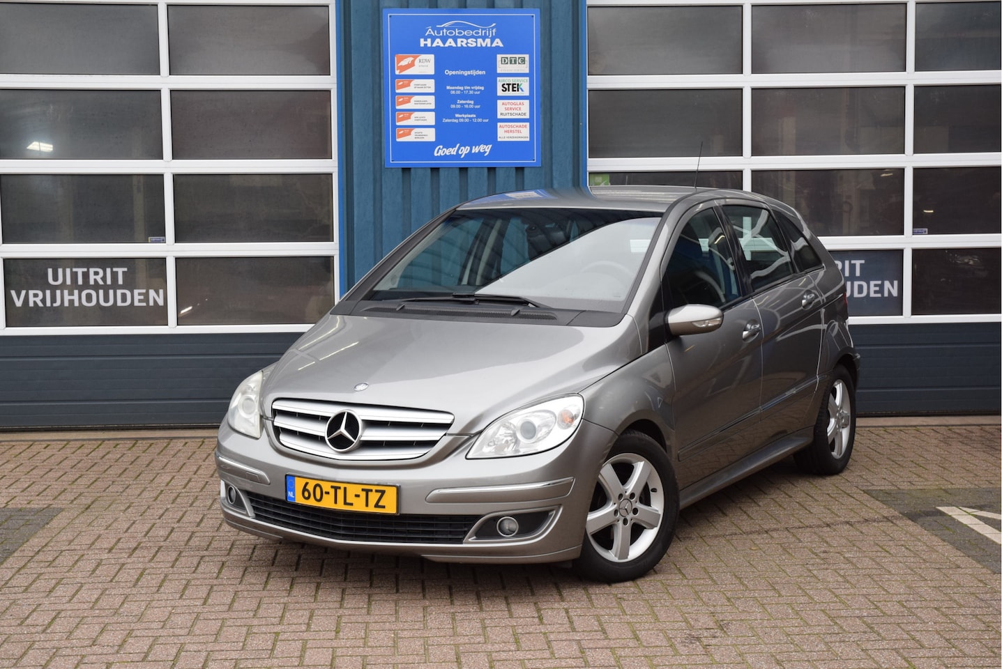 Mercedes-Benz B-klasse - 170 chroom pakket Trekhaak Automaat - AutoWereld.nl