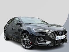 Ford Focus - 2.3 EcoBoost ST-X | 280pk | Winter Pack | Achteruitrijcamera | Head up Display | AGR-Stoel