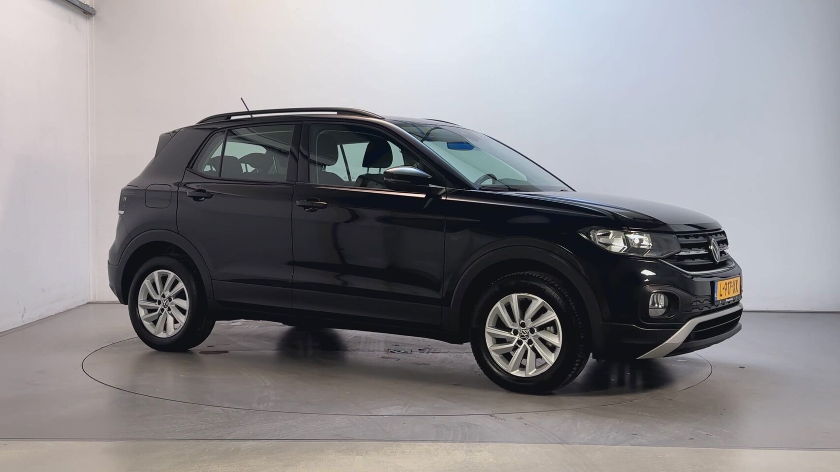 Volkswagen T-Cross - 1.0 TSI Life Camera Stoelverwarming Navigatie App-Connect DAB+ - AutoWereld.nl