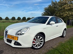 Alfa Romeo Giulietta - 1.4 T Distinctive|2012|Nette auto|APK|