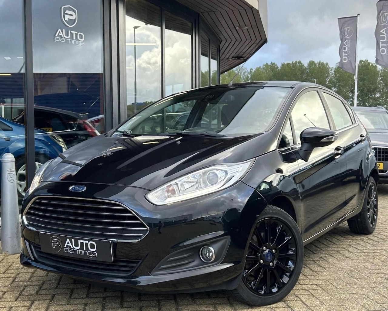 Ford Fiesta - 1.0 EcoBoost Titanium 101PK | AUTOMAAT | DEALERONDERHOUDEN | NL AUTO | NAP | Navigatie | C - AutoWereld.nl