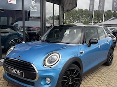 MINI 5-Deurs - 1.5 Cooper Chili 136PK | PANO | NL AUTO | Luxe Stoelen | Parkeersensoren | Airco | Navigat