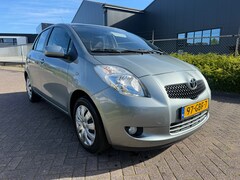 Toyota Yaris - 1.3 VVTi Sol *AUTOMAAT* NWE APK