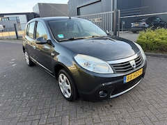 Dacia Sandero - 1.6 Lauréate *NWE APK