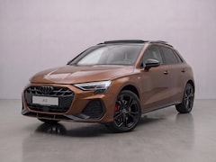 Audi A3 Sportback - S edition Competition 45 TFSI e 200 kW / 272 PK | Ipanemabraun Exclusive | Panoramadak | E