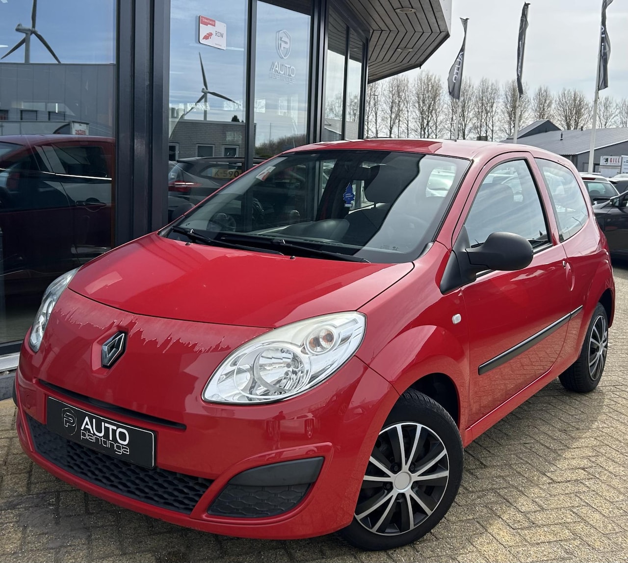 Renault Twingo - 1.2 Authentique NL AUTO | Onderhoudshistorie | D Riem is Vervangen | 2 Sleutels | - AutoWereld.nl