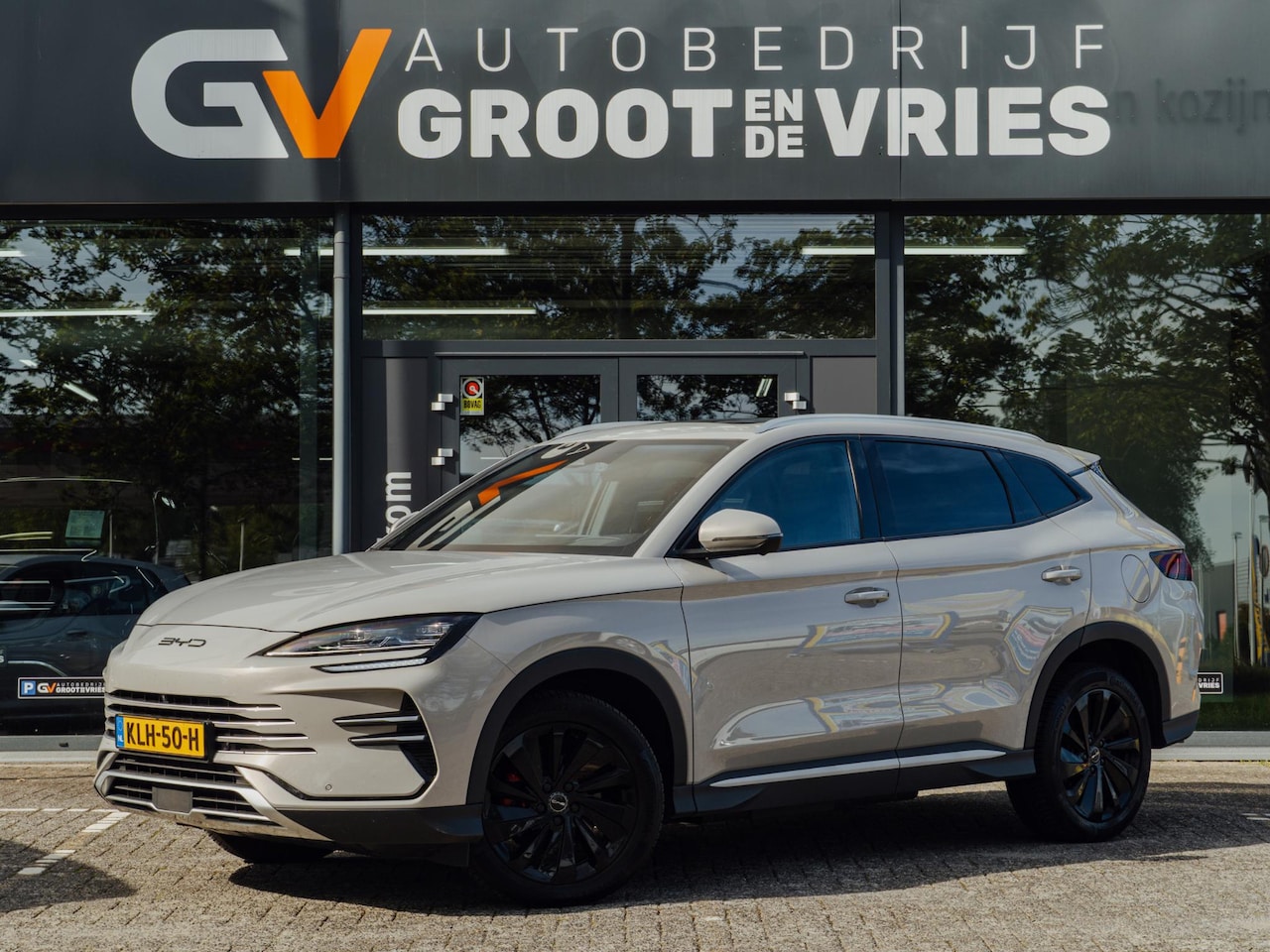 BYD Seal U - 1.5 DM-i FWD Comfort|Black-Pack|Pano| Rode Remklauwen - AutoWereld.nl