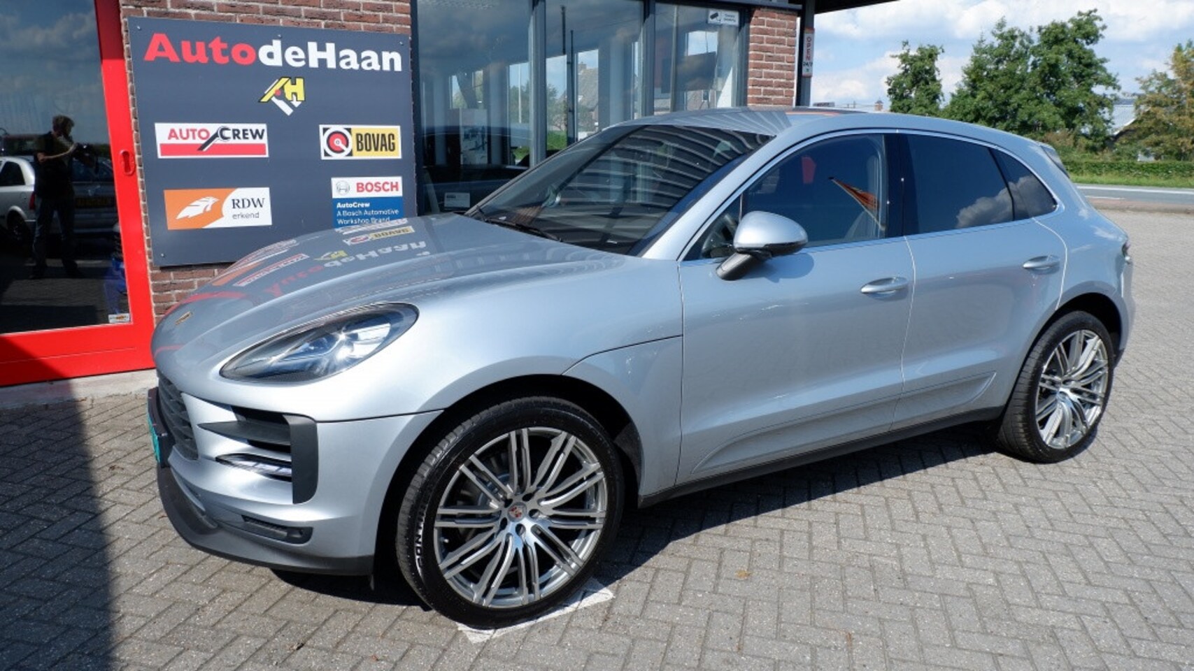 Porsche Macan - 2.0 Leder/Led/Camera/Bose/Luchtvering/Standkachel - AutoWereld.nl