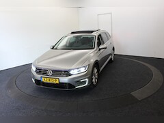 Volkswagen Passat Variant - GTE Virtual Pano Leer Camera Trekh