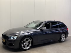 BMW 3-serie Touring - 318i M Sport Black Edition NAVI.Pro-LEDER-SPORT.INT-CAMERA-PDC-AIRCO/ECC-CRUISE CONTROL