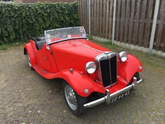 MG TD - 1250 CABRIOLET, BODY OFF GERESTAUREERD IN ZÉÉR GOEDE EN SUPER GOED RIJDENDE STAAT