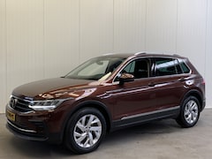 Volkswagen Tiguan - 1.5 TSI Elegance NAVI-ECC-PARK ASSIST-SPORT.INT-ADAPTIVE CRUISE-LMV-LANE ASSIST