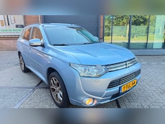Mitsubishi Outlander - 2.0 PHEV instyle