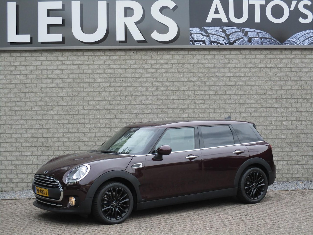 MINI Clubman - Mini Pepper Business Pano-dak/navi/Ecc/Ccr/Pdc/ 59179 Km - AutoWereld.nl
