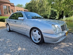 Mercedes-Benz E-klasse - E50 / E55 AMG FULL-OPTiON nieuwe LAK