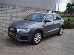 Audi Q3 - 2.0 TFSI Quattro Pro Line Autom 180PK Xenon Navi Clima Cruise PDC LMV Trekhaak NL Auto