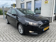 Ford Focus - 1.0 Trend Automaat / PDC / DAB / CRUISE / NAVIGATIE