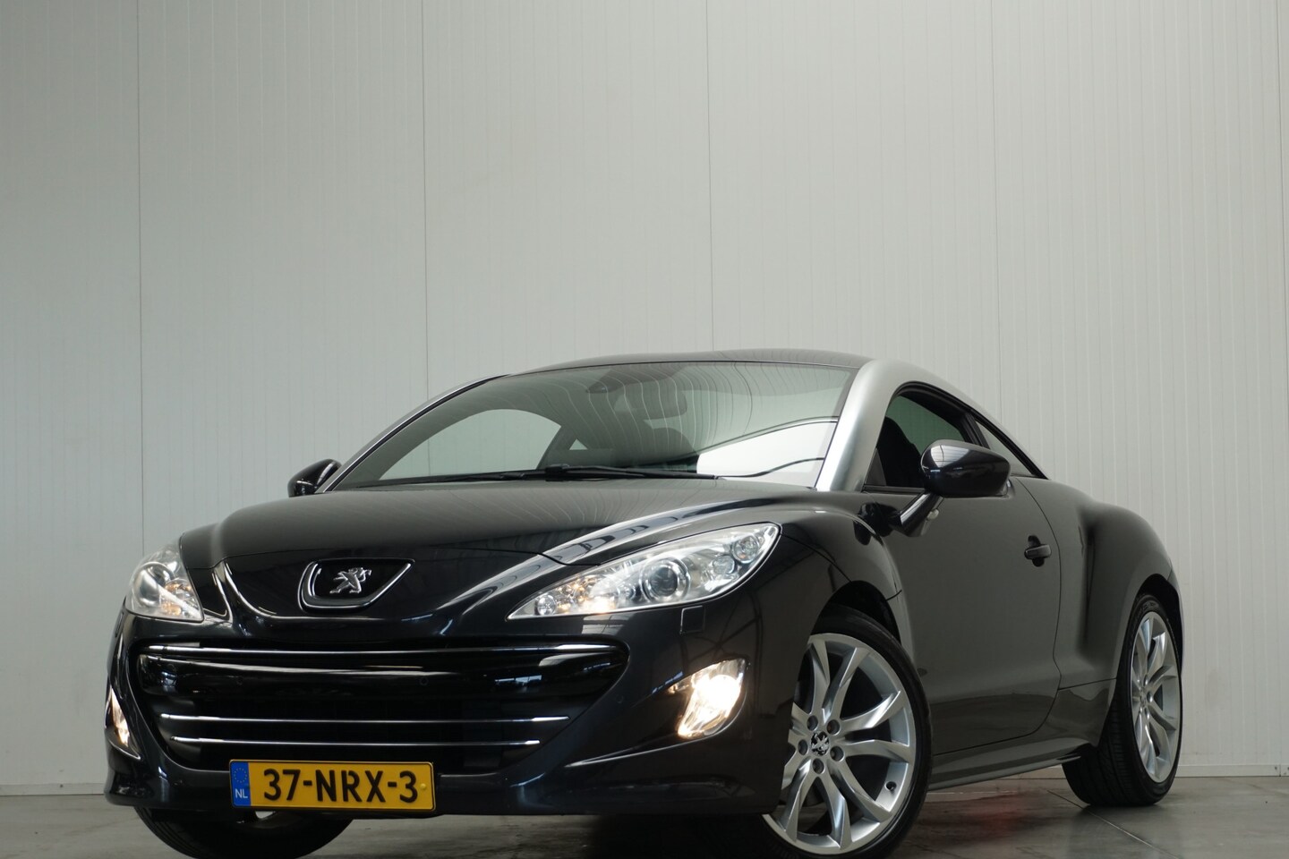 Peugeot RCZ - 1.6 THP Limited Edition XENON LEER JBL NAVI CRUISE etc. - AutoWereld.nl